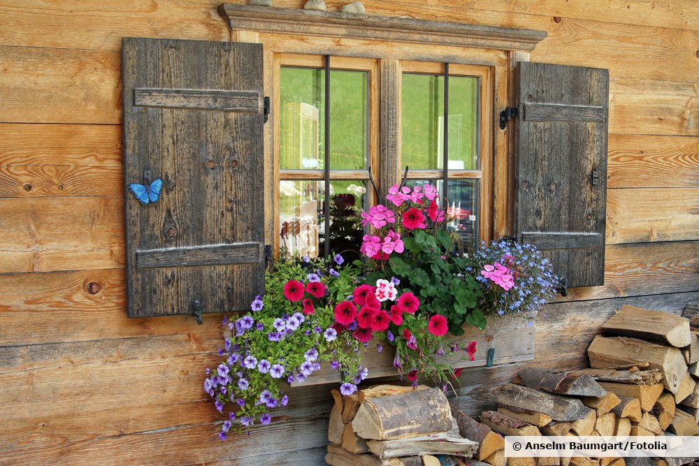 Blumenkasten aus Holz