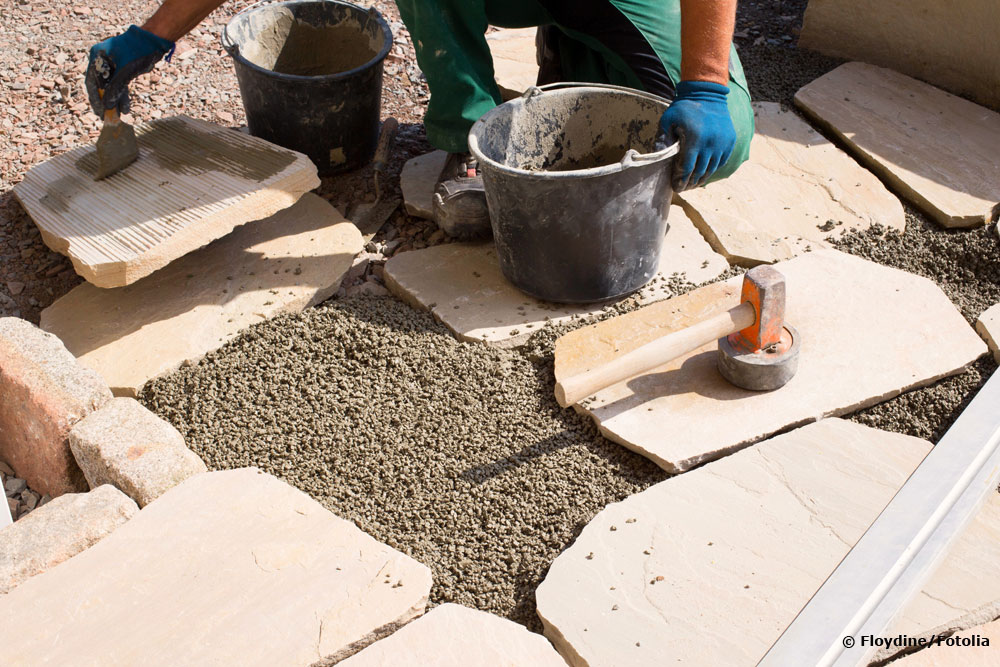 Terrassenplatten auf Splitt verlegen