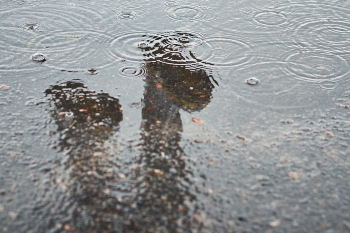 Regen auf Erdoberfläche