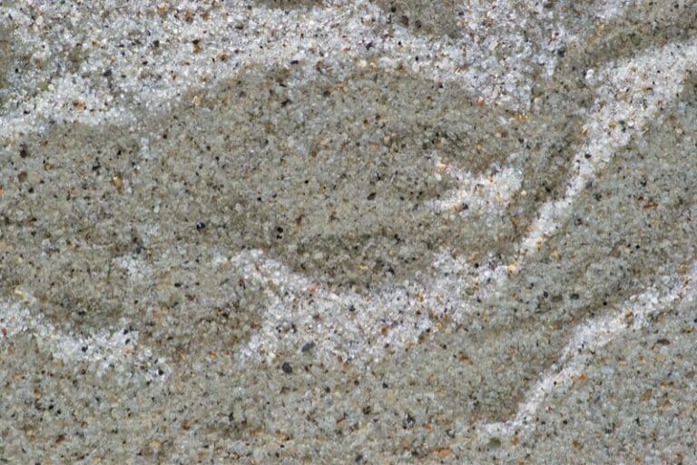 Bausand und Spielsand für Rasen ist das gut?