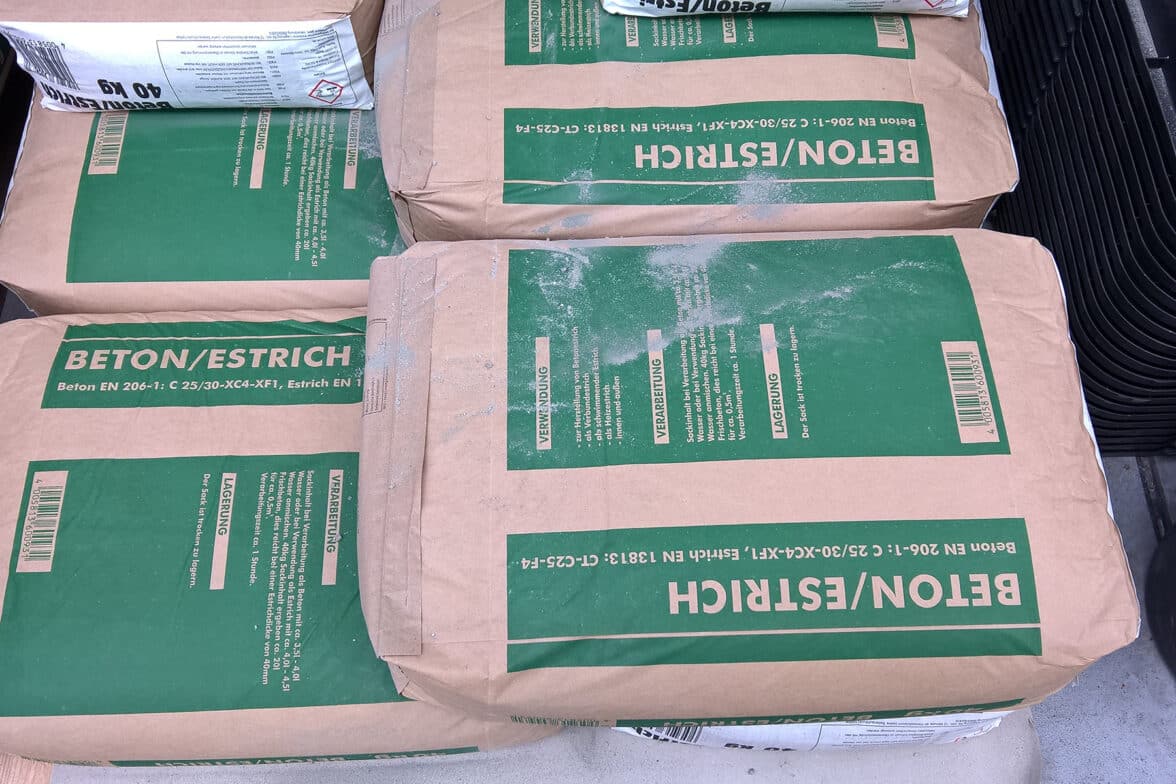 Wieviel Beton für Randsteine benötigt wird Hortica.de