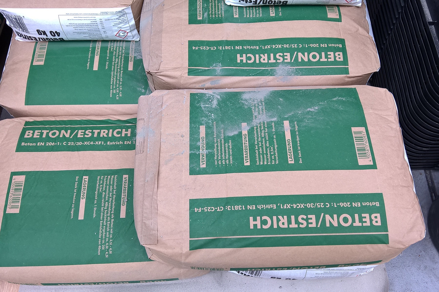 Wieviel Beton für Randsteine benötigt wird Hortica.de